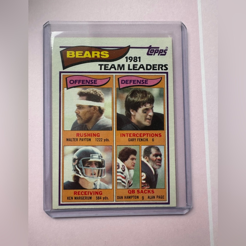 1982 Topps #292 Walter Payton / Fencik / Margerum / Hampton / Page Chicago Bears